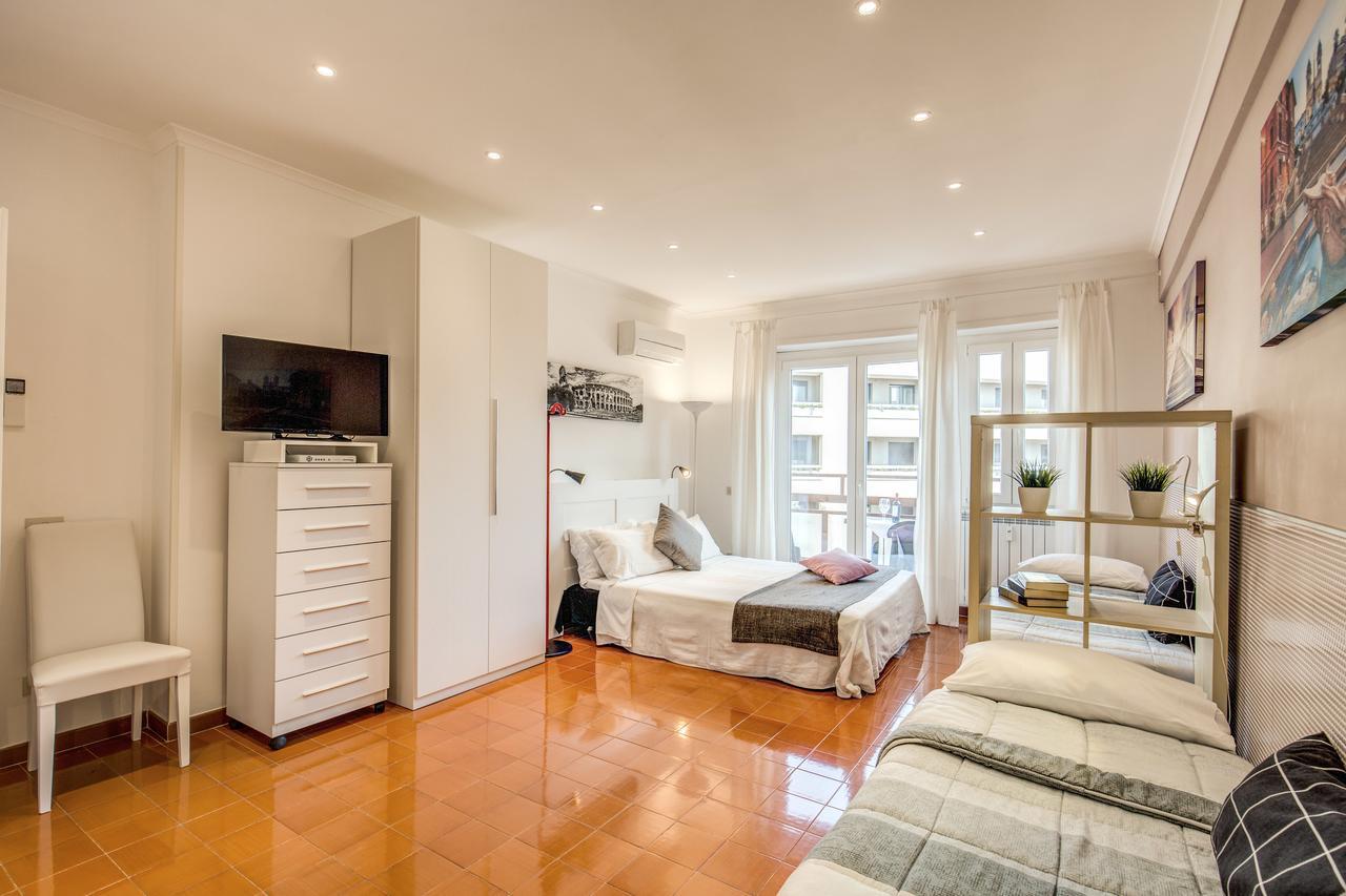 Rome4Guest Ostia 2 Apartment Bagian luar foto